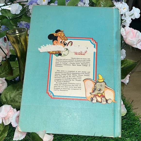 Vintage Disney Book "Peter and the Wolf" Written in 1974 - Picture 8 of 13